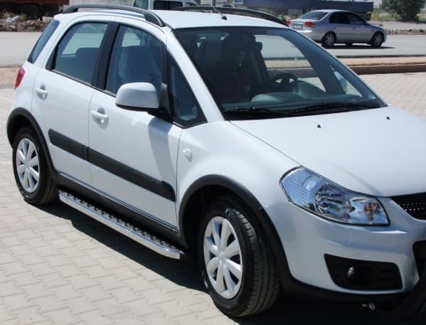 Trittbretter passend für Suzuki SX 4 2006-2014 Hitit Chrom mit TÜV