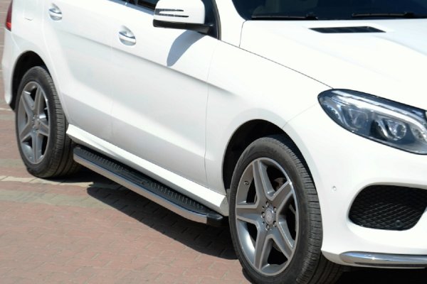 Trittbretter passend für Mercedes-Benz GLE SUV 2015-2018 Ares Chrom mit TÜV